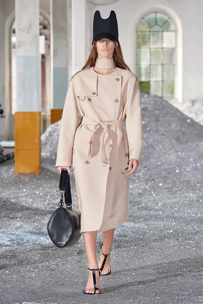 Look 6